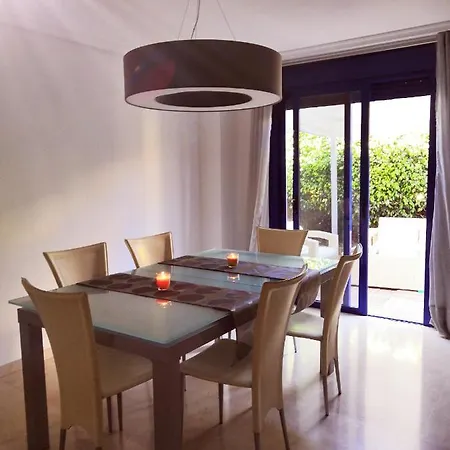 Duplex With Sea Views, Garden And Terrace Appartement