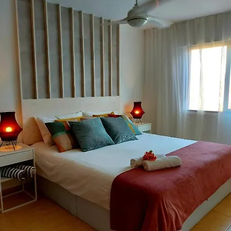 Appartement Duplex With Sea Views, Garden And Terrace *